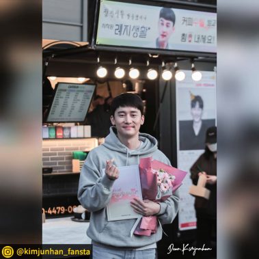 카페런 - 커피차서포트/연예인커피차/커피차선물