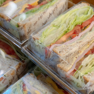 카페런 - 커피차서포트/연예인커피차/커피차선물